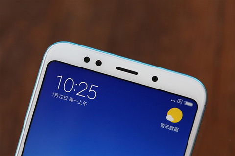 Xiaomi Redmi 5 Plus - предновогодний обзор нового бюджетника - изображение 3
