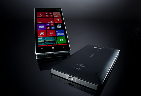 Икона стиля: смартфон Nokia Lumia Icon