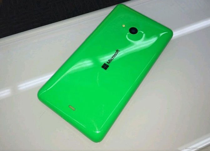 Microsoft Lumia 1330 – популярный смартфон 2-го поколения