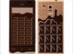 Q-pot. Phone SH-04D - chocolate smartphone - изображение