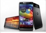 Announced a thin Android-smartphone Motorola RAZR M - изображение