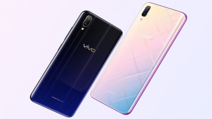 Первое знакомство с «почти флагманом» Vivo X21s