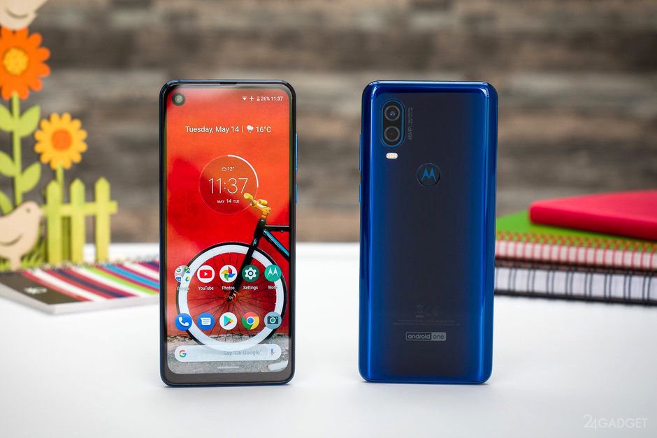 Первое знакомство с Motorola One Vision: 6.3 дюймовая панель + 25МП фронталка