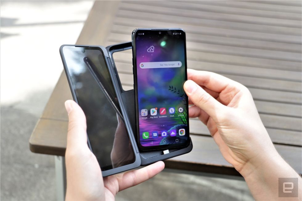 Гаджет LG G8X ThinQ получил чехол Dual Screen + 2 экрана