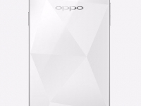 Oppo Mirror 5 – смартфон с задней крышкой от R1C  - изображение