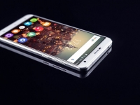 Компания Oukitel готовит запустить в продажу смартфон Oukitel K6000 Premium с 6ГБ оперативной памяти - изображение