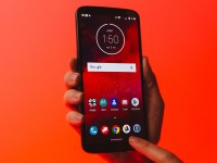 Анонсирован смартфон Motorola Moto Z3 – первый в мире аппарат с подключаемым режимом 5G - изображение