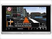 GPS-Navigator NAVIGON 8410 with a photo-cards 