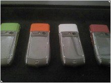 For the rich and successful women - phone Vertu Ascent Ti Neon 