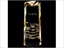 Vertu Boucheron 150 целиком из золота