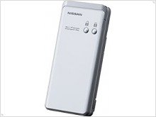 Japanese Cell Phone Doubles as Car Key - изображение