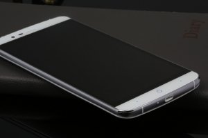 Elephone P8000 – недорогой смартфон с премиальными характеристиками  - изображение