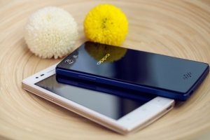 Oppo Neo 5 и Oppo Neo 5s – бюджетные смартфоны на уникальной ОС - изображение