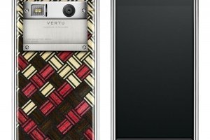 Vertu Aster Yosegi Wood – эксклюзивный смартфон от мастеров Yamaha - изображение