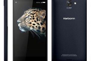Смартфон Karbonn QuattroL55 HD с 2ГБУ ОЗУ и VR-шлемом - изображение
