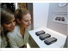   LG может зарядить одновременно три телефона - изображение