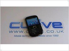 ZTE Tureis-QWERTY smartphone running Android 
