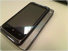 Оригинальный слайдер HTC T8788 под управлением Windows Phone 7 - изображение