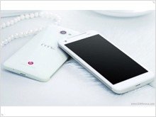 Первые фотографии HTC Deluxe DLX