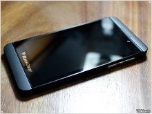 The first photos of the smartphone BlackBerry L-series