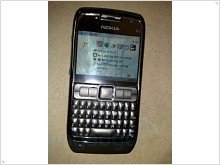 Фото: живые фотографии бизнес-смартфонов Nokia E66 и Nokia E71