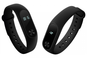 Обзор фитнес-трекера Xiaomi Mi Band 2 - новая версия популярного гаджета - изображение