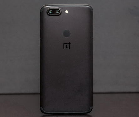 Обзор Oneplus 5T – новый флагман с топовыми характеристиками и хорошей ценой 484.99$ - изображение 1